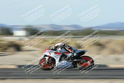 media/Nov-02-2025-CVMA (Sun) [[337aff29ab]]/Race 16-Formula Twins-Formula 40 UL(Holeshot)/